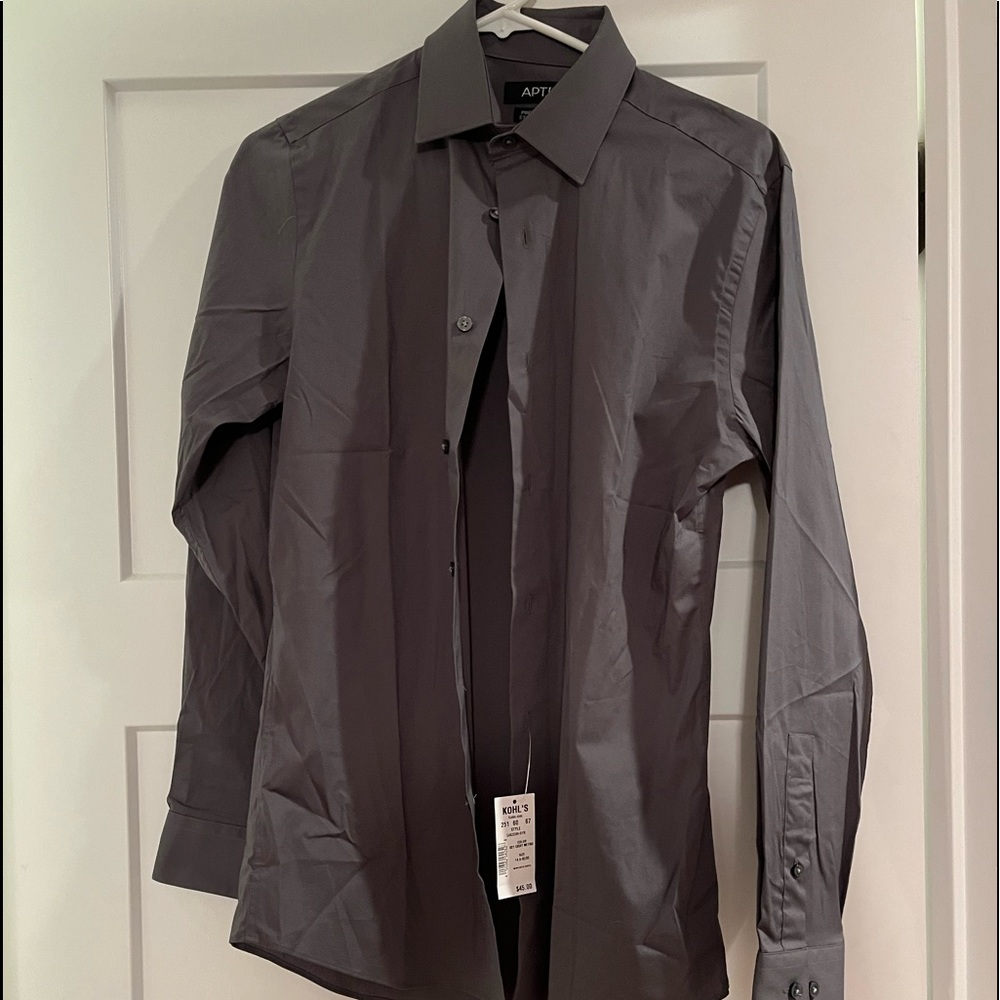 Men’s NWT Dress shirt.